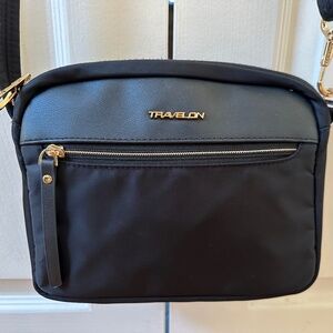 Travelon Anti-theft Addison small crossbody
